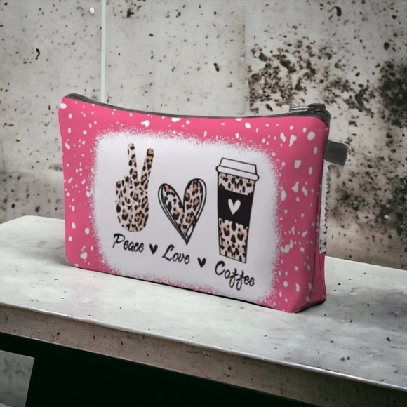 NEW! Makeup bag or pencil case - BTQ - Picture 6 of 8